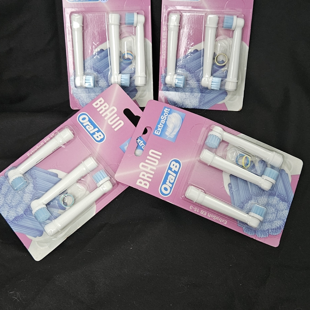 Oral-B ExtraSoft Toothbrush Heads - 4 3pks